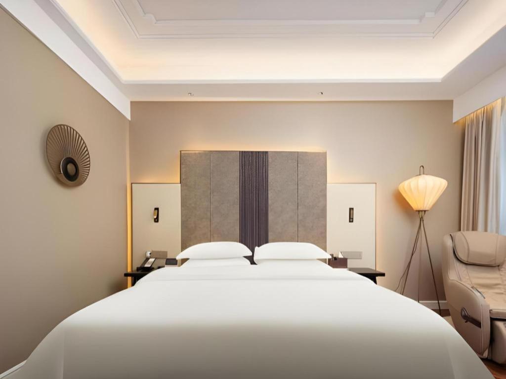 Jinjiang Metropolo Hotel - Taizhou Wanda Plaza Экстерьер фото