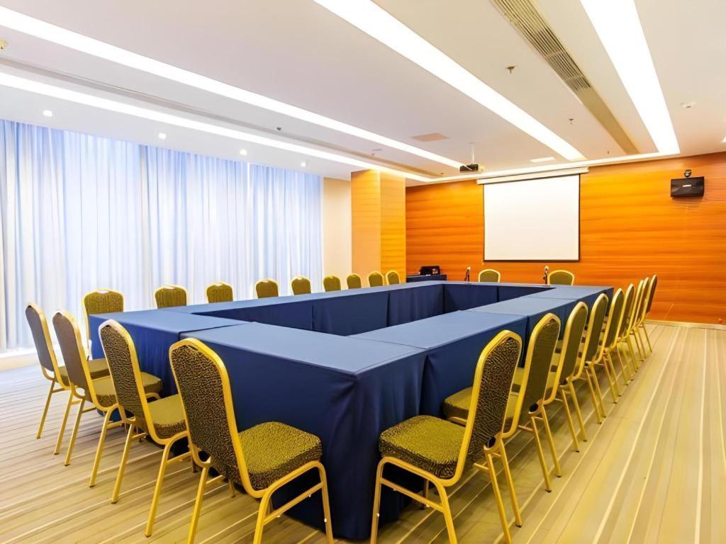 Jinjiang Metropolo Hotel - Taizhou Wanda Plaza Экстерьер фото