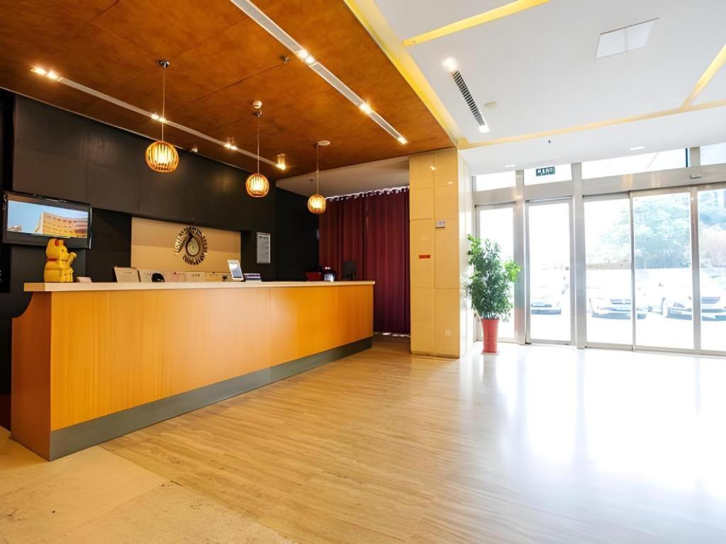 Jinjiang Metropolo Hotel - Taizhou Wanda Plaza Экстерьер фото